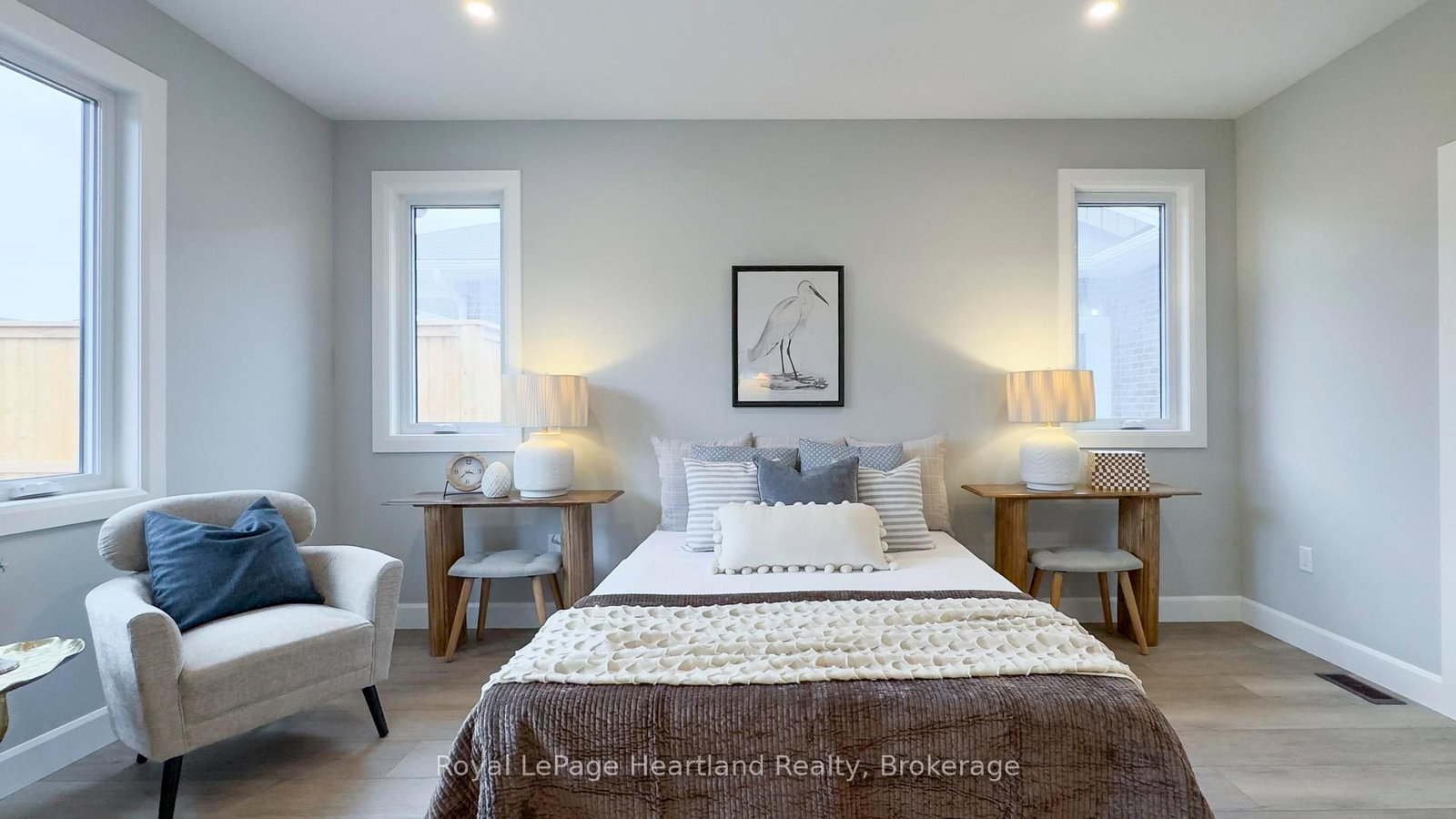 Listing Image 25