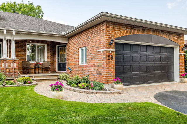 29 Peregrine Crescent