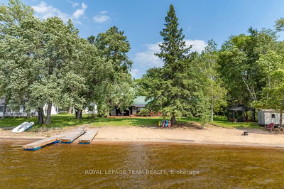 42165 Combermere Rd, Barry's Bay - Madawaska Valley