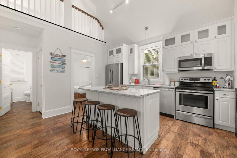 9 Hollow Lane, Prince Edward County, K0K 1P0 | Image 3