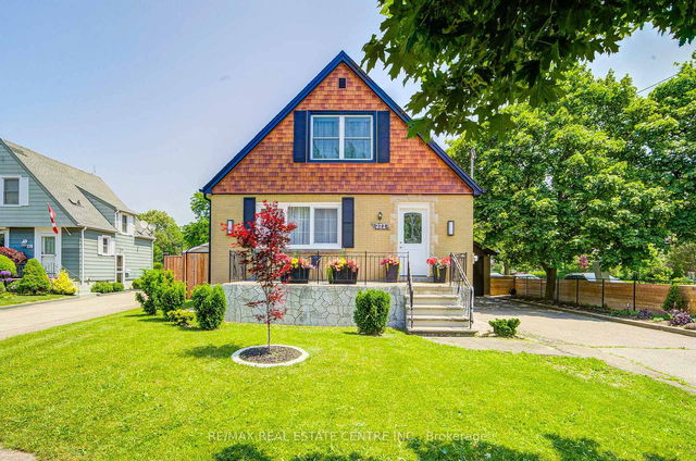 272 Grantham Avenue