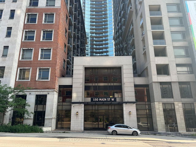 1111 - 150 MAIN Street W