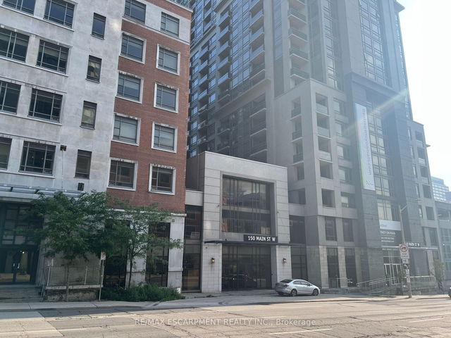 1111 - 150 MAIN Street W