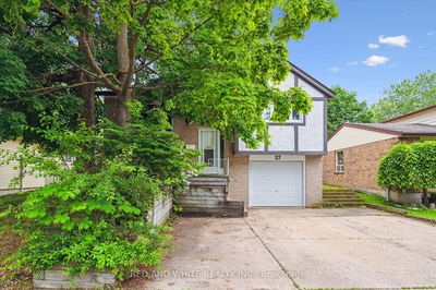 27 Sugar Maple St, Kitchener - 