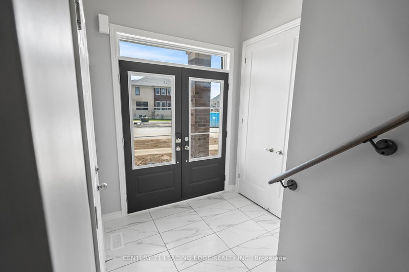 1097 Trailsview Ave, Cobourg, K9A 4J5 | Image 3