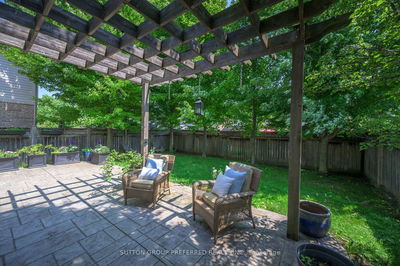 1141 Foxcreek Rd, London North - North S image-0-2