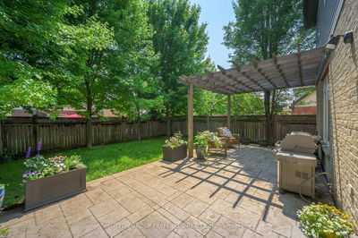 1141 Foxcreek Rd, London North - North S image-0-4