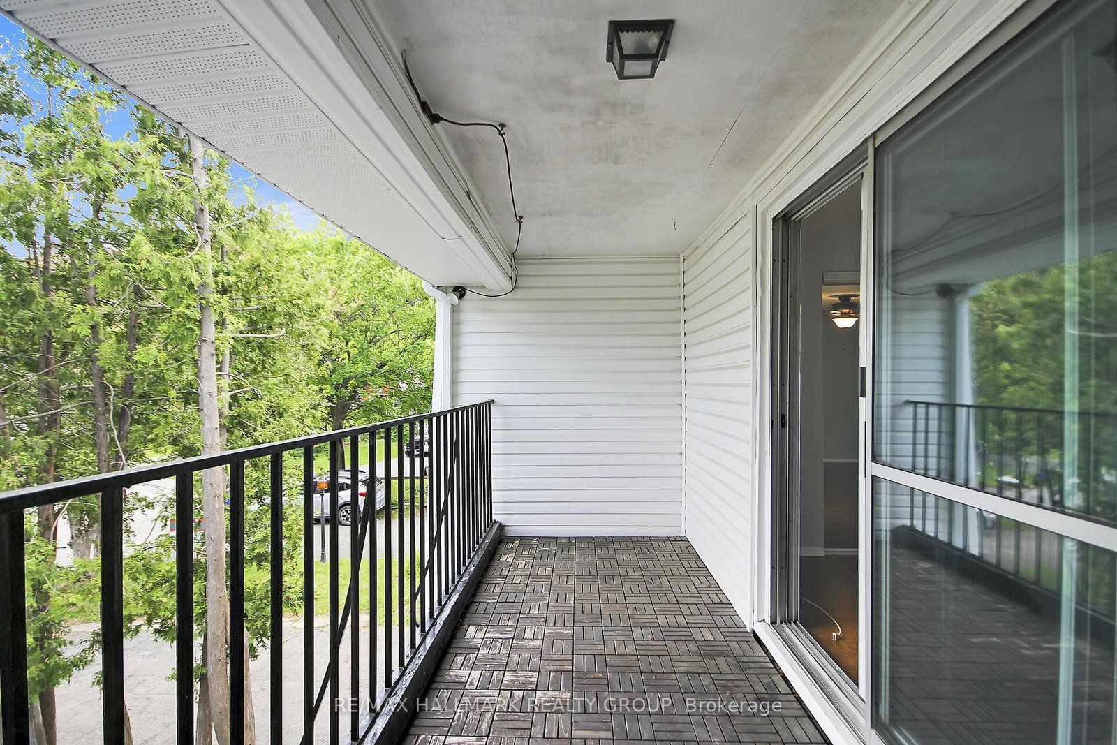 Listing Image 27