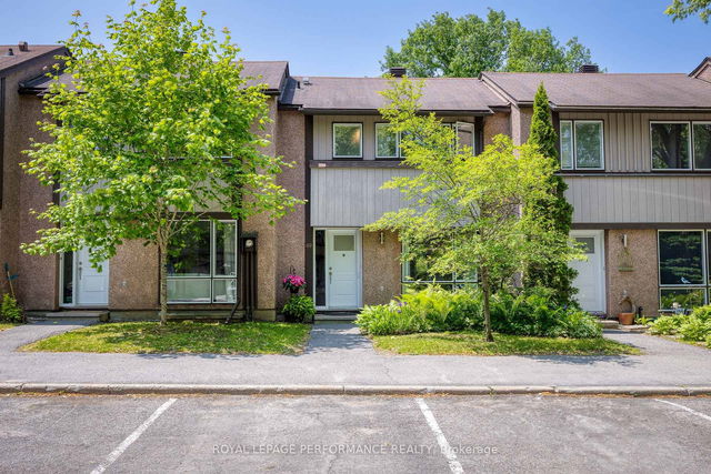 49 Reaney Court