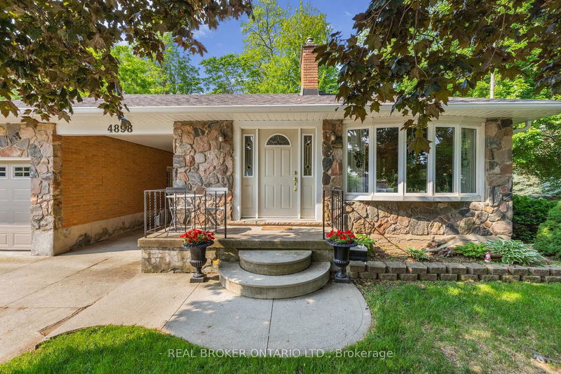 4898 King St, Lincoln - Beamsville image-0-0