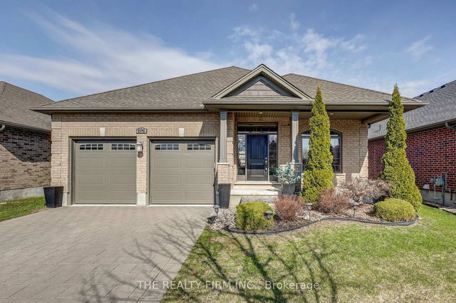 696 Bennett Crescent