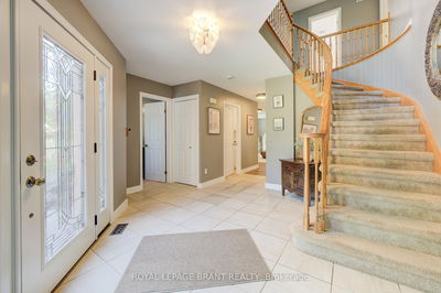 7664 Maltby Rd, Puslinch - Puslinch Lake Settlement Areas image-0-4