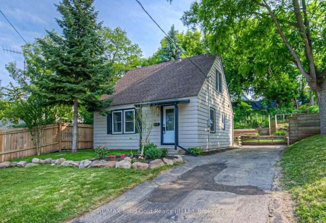 44 Dundas Street