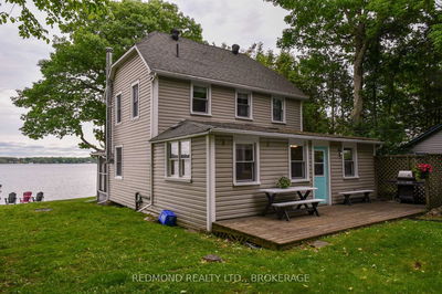 70 Tremont Park Island, Gananoque - The Islands image-0-3