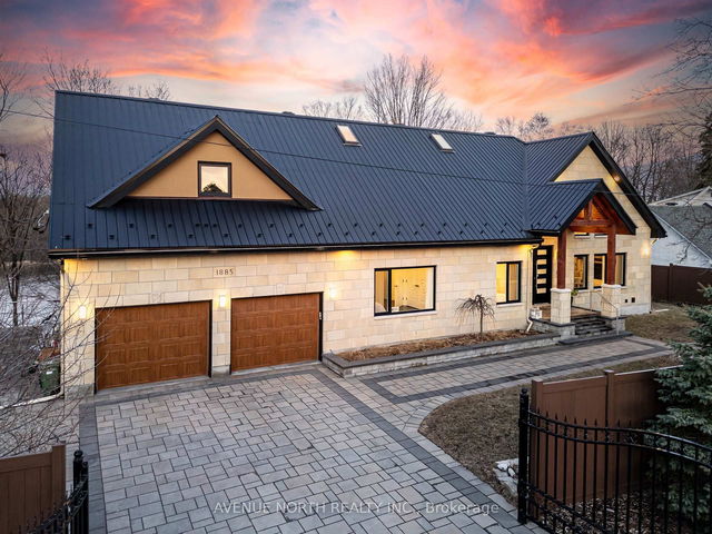 1885 Prince Of Wales Drive