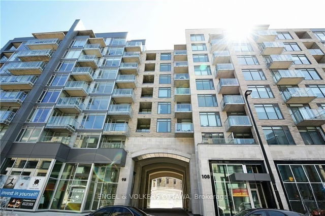208 - 108 Richmond Road