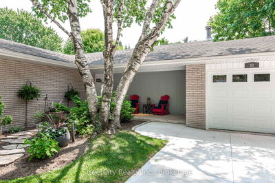 31 Park Lane Dr, Stratford - Stratford image-0-2