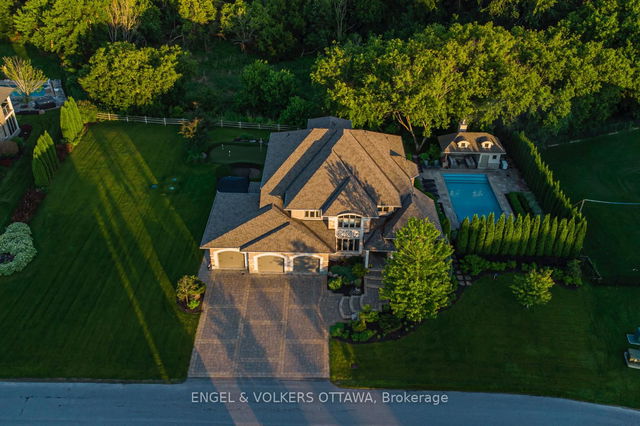 110 GRAY WILLOW Place
