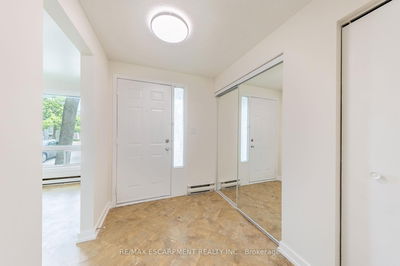 Unit 55 — 40 Imperial Rd, Guelph - Willow West/Sugarbush/West Acres image-0-3