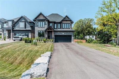 7 BARTLETT Ave, Grimsby - Grimsby Escarpment image-0-1