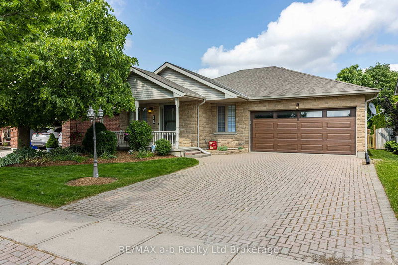 18 Oriole Cres, Woodstock - North image-0-0