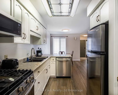 18 Oriole Cres, Woodstock - North image-0-2