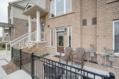 Unit 2 — 126 Watson Pkwy, Guelph - Grange Road image-0-4