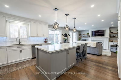 221 Homebrook Dr, Hamilton - Rural Glanbrook image-0-3