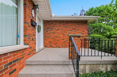 10179 Lynhurst Park Dr, Southwold - Rural Southwold image-0-3
