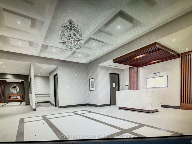 408 - 150 Main Street W