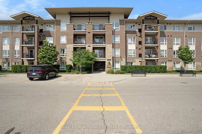Unit 214 — 45 Kingsbury Sq, Guelph - Pineridge/Westminster Woods image-0-1