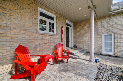 Unit 18 — 227 Carnegie Ave, Peterborough North - 1 University Heights image-0-2
