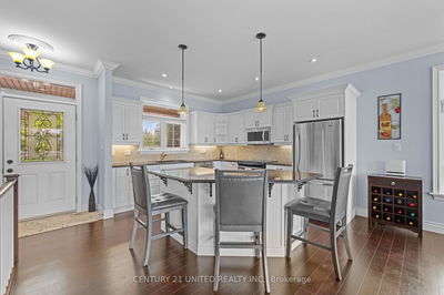 Unit 18 — 227 Carnegie Ave, Peterborough North - 1 University Heights image-0-4