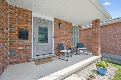 67 Inverness Dr, Guelph - Victoria North image-0-1