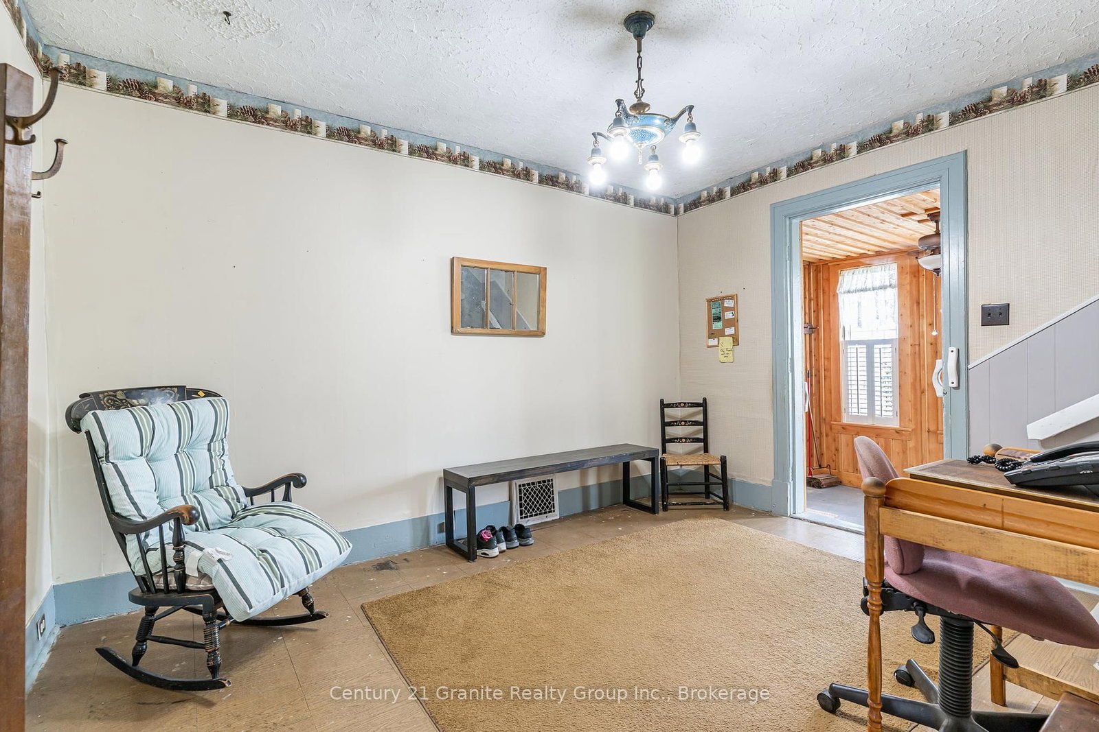 Listing Image 7