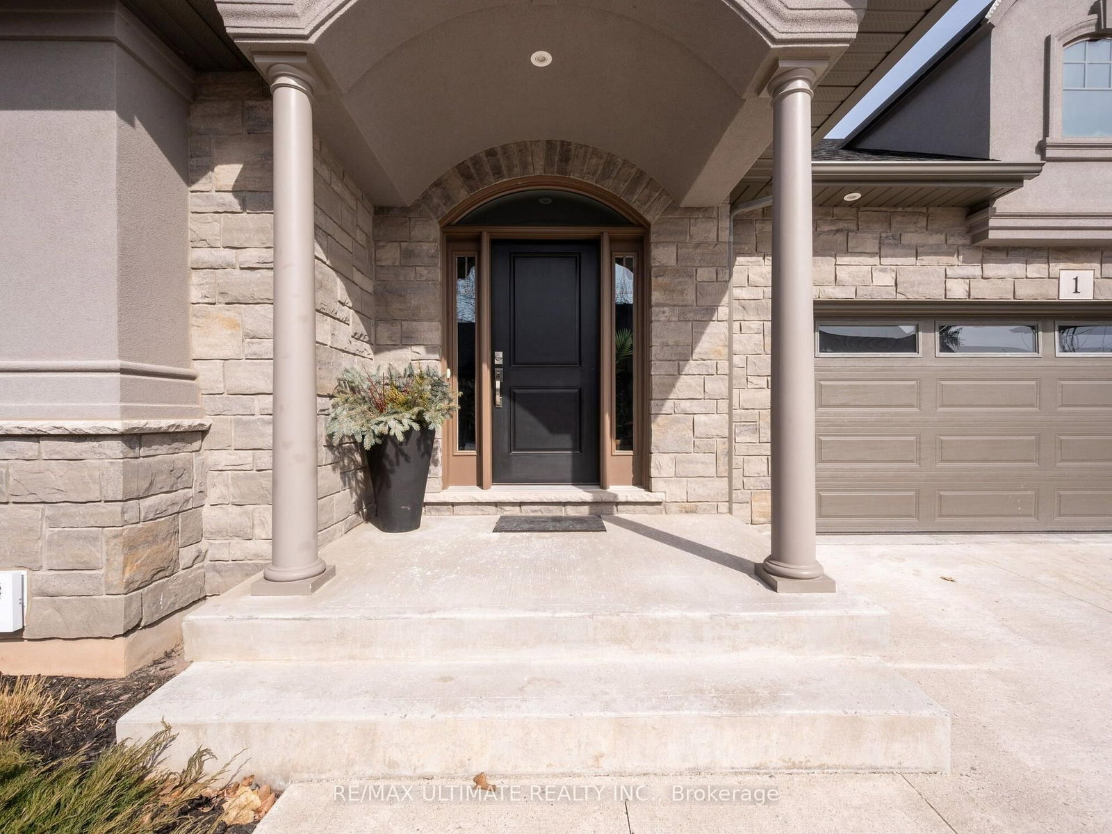 4257 Montrose Road • #5 • Niagara Falls, ON photo 6