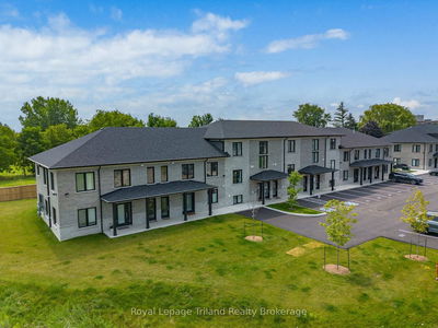 Unit 14 — 3202 VIVIAN LINE 37 Line, Stratford - Stratford