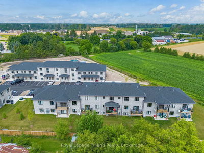 Unit 14 — 3202 VIVIAN LINE 37 Line, Stratford - Stratford image-0-3