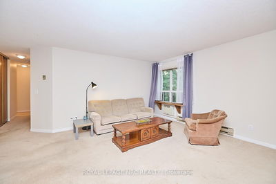 Unit 201 — 5 NIAGARA St, Grimsby - Grimsby West image-0-4