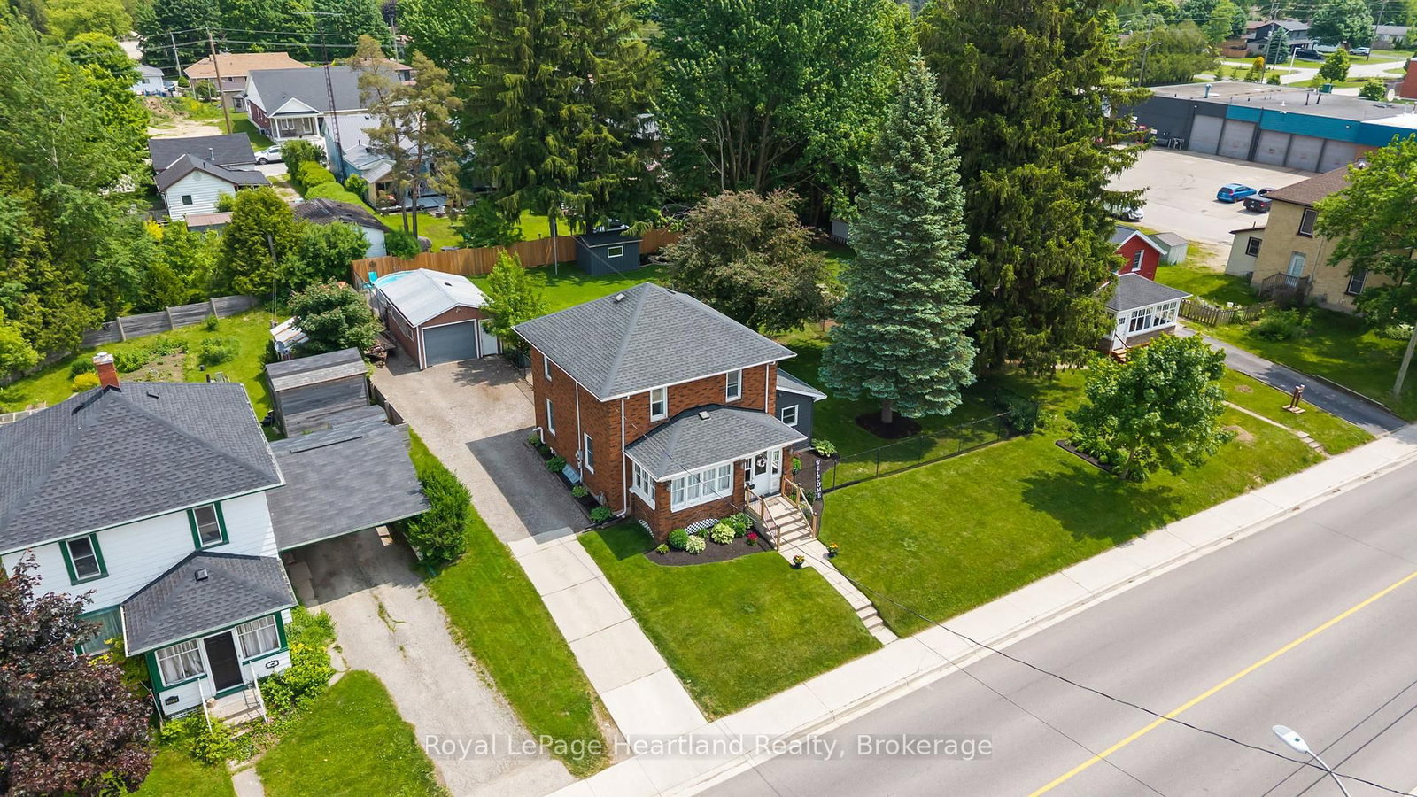 Listing Image 4