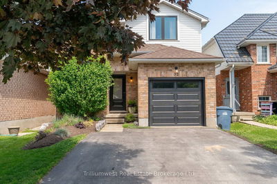 32 Waxwing Cres, Guelph - Kortright Hills image-0-1