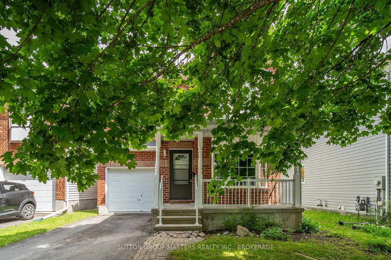 430 Fieldstone Dr, Kingston, K7K 7E2 | Image 2