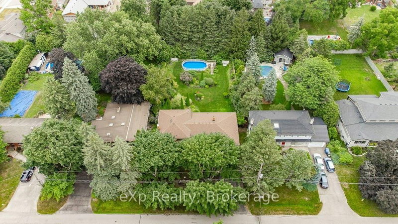 8 Malvern Cres, Guelph - Pineridge/Westminster Woods image-0-0