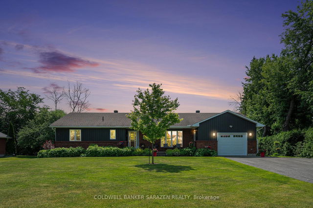 37 WABALAC Drive E