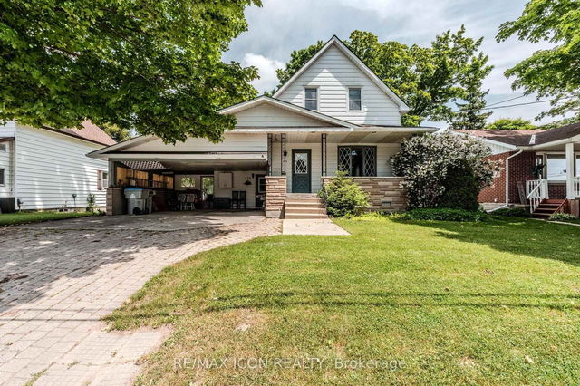 275 Mckenzie Street E