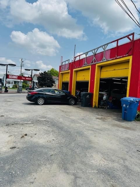 3064 Pitt St W, Cornwall, K6H 1B1 | Image 3