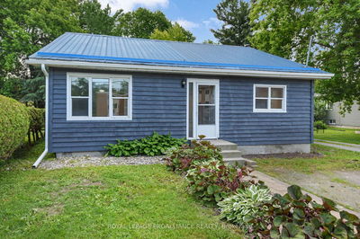 11 Broadway Ave, Brockville - Brockville image-0-1