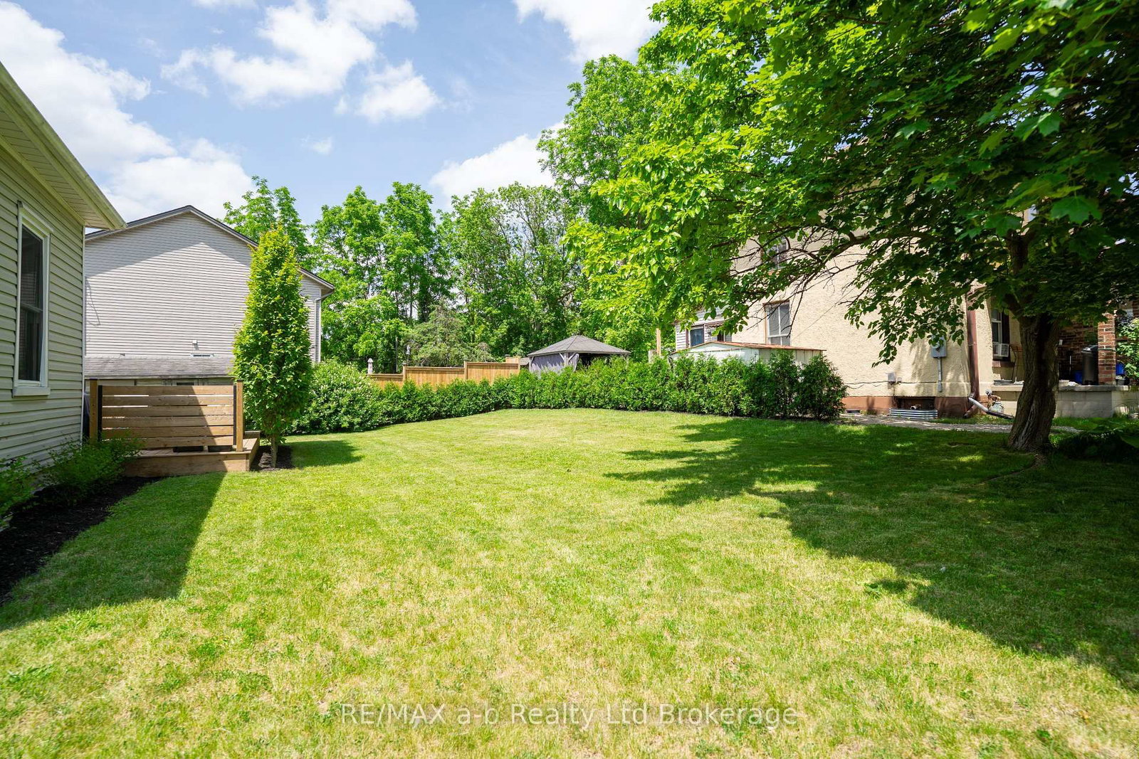 Listing Image 7