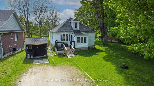 248 Bruce Street N
