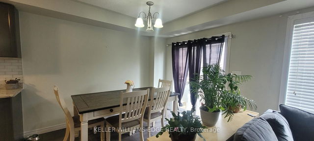 90 Bloom Crescent